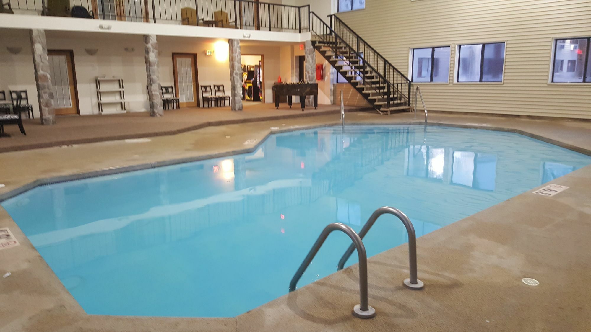 Super 8 By Wyndham Plover Stevens Point Area Extérieur photo
